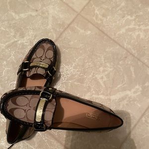 Coach Size 8 shoes